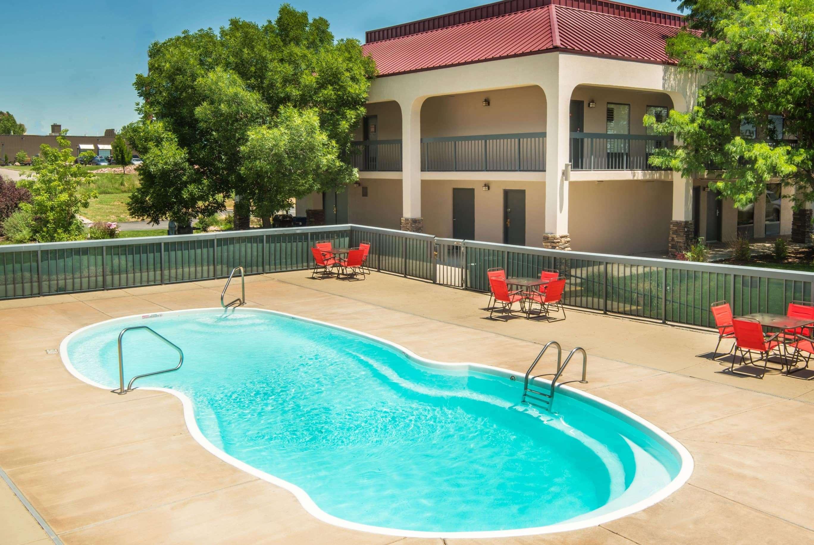Travelodge By Wyndham Pueblo Exterior foto