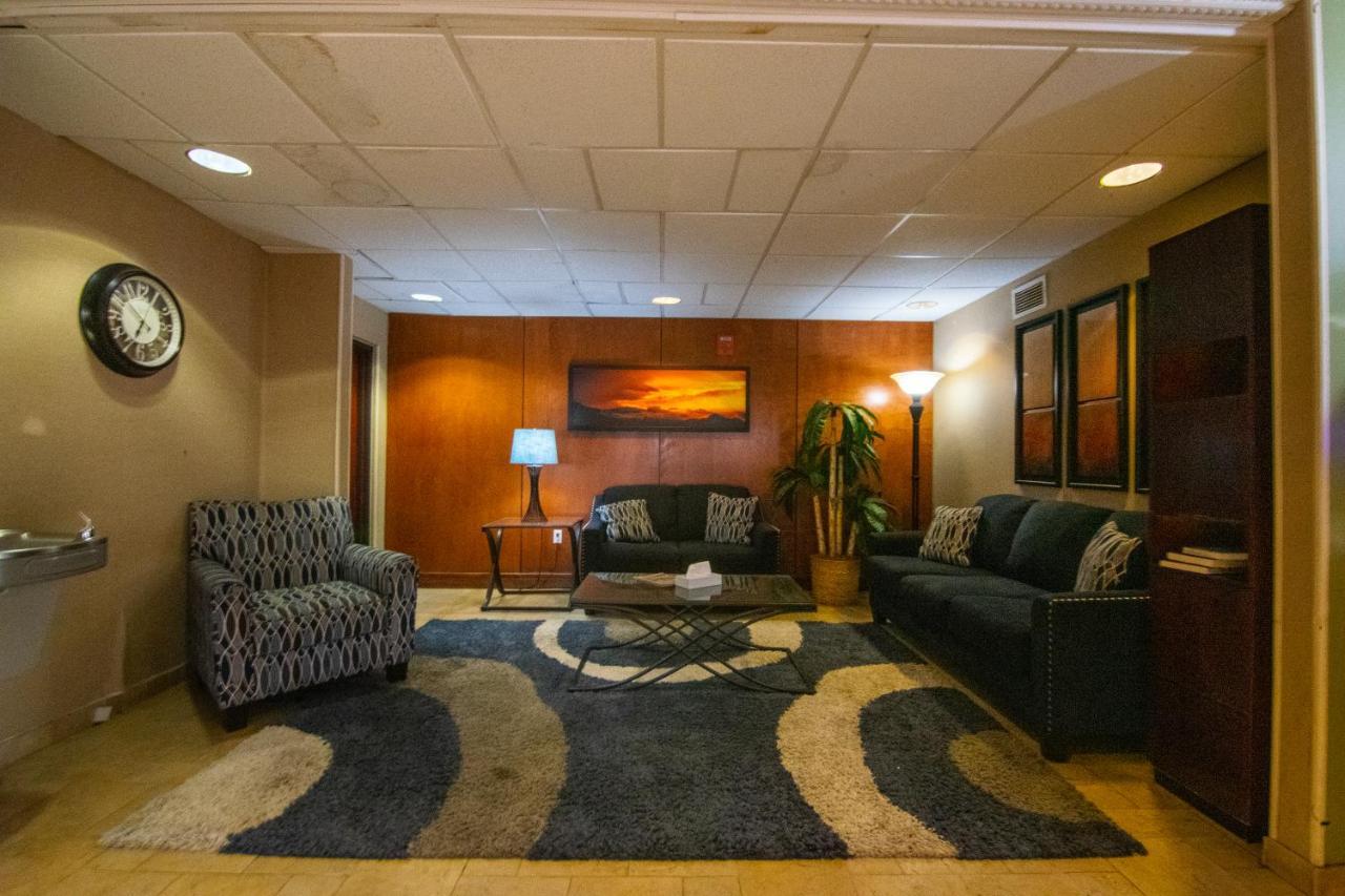 Travelodge By Wyndham Pueblo Exterior foto
